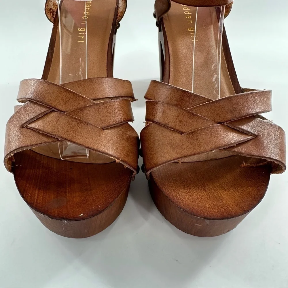 Madden girl womens sandals size 9 G-Nora brown faux leather chunky platforms
